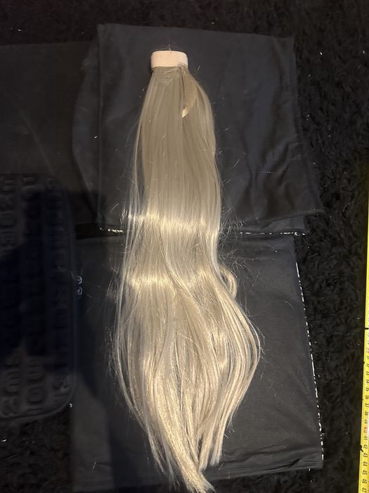Kucyk , dopinka beżowy blond