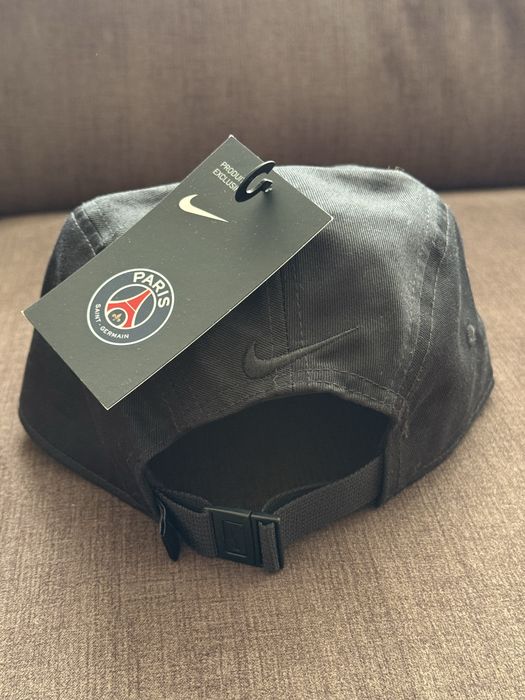 Nowa czapka Paris Saint-Germain F.C.