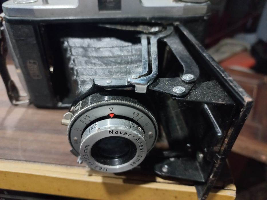 Máquina fotográfica zeiss