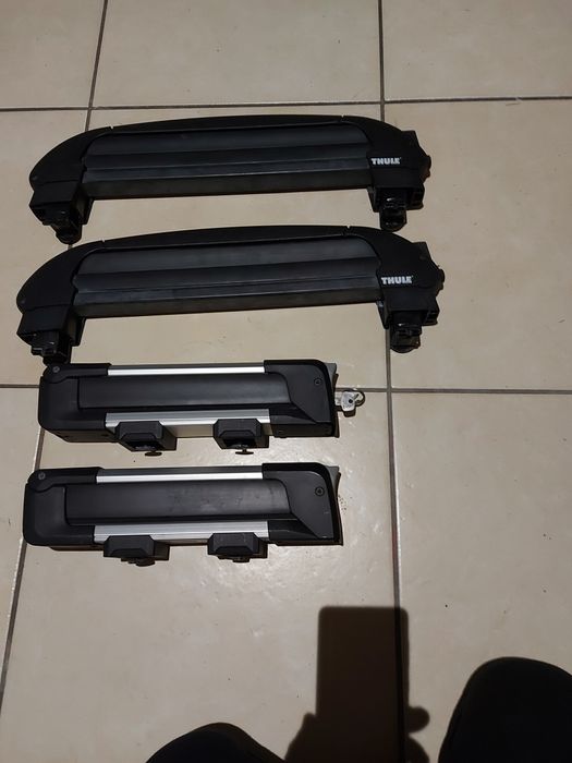 THULE SnowPack S uchwyt na 2 pary nart,Thule na 4 pary nart,bagażnik