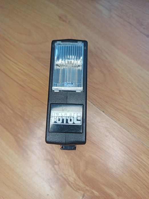 Aparat Zenit i wraz z lampa błyskowa