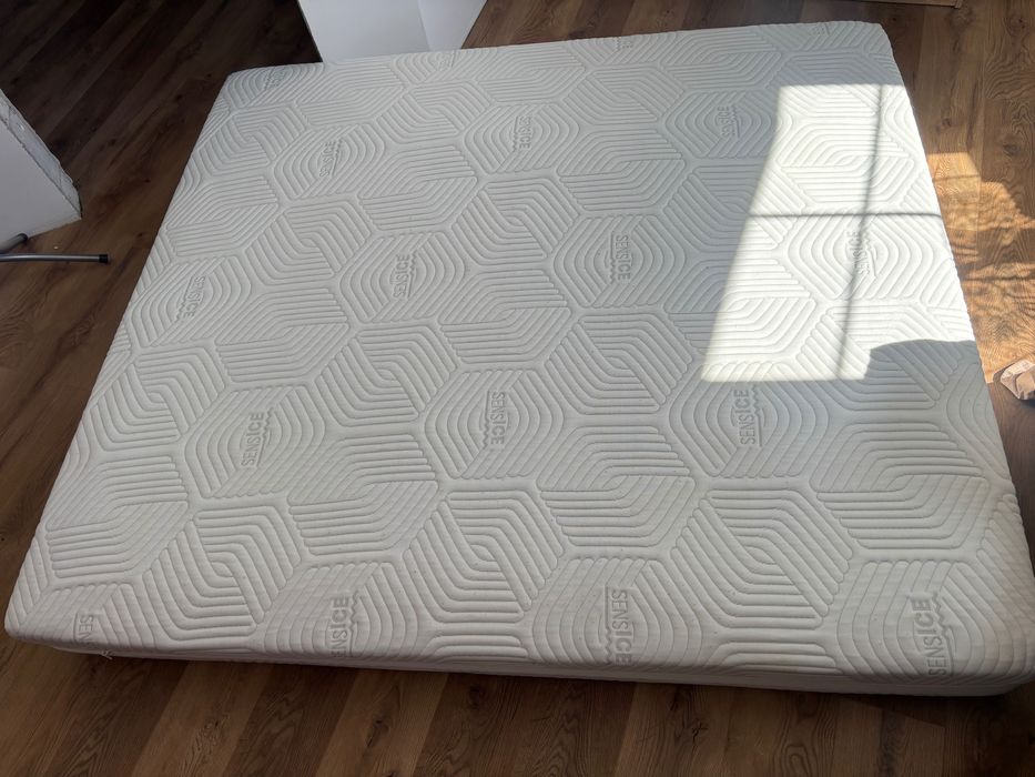 Materac 200x180cm!!