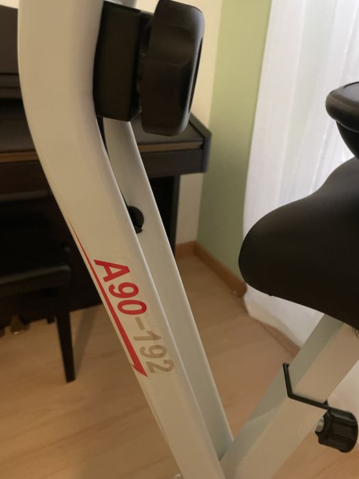 Bicicleta estática dobravel HOMCOM A90-192