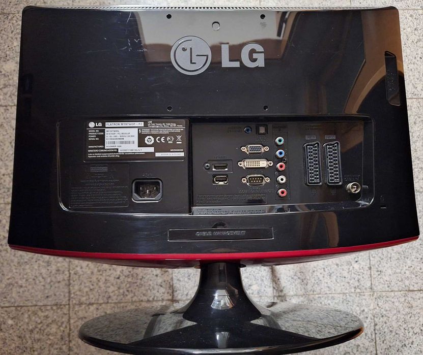 Monitor e Televisão LG 47cm64284545531393121