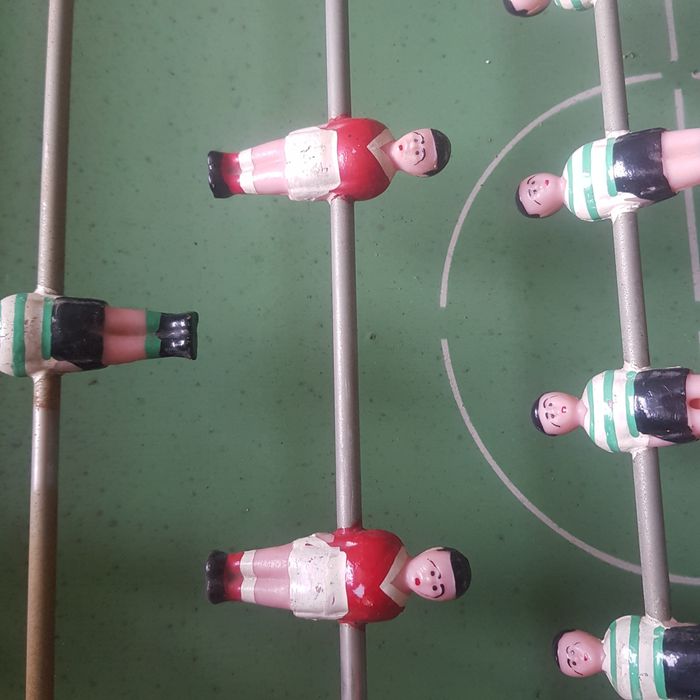 Mesa matraquilhos anos 70