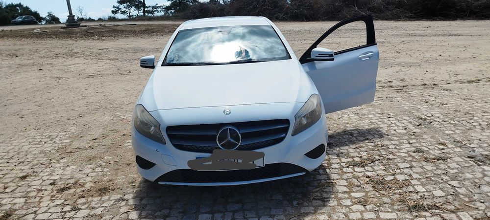 Veículo usado Mercedes A180