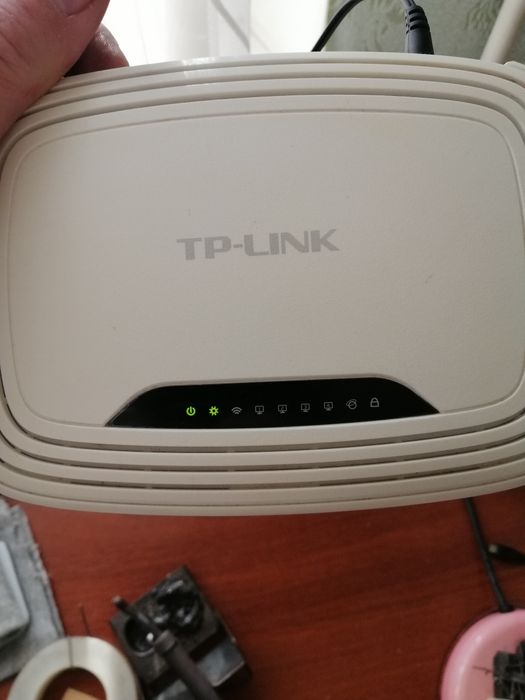 TP-LINK маршрутизатор.