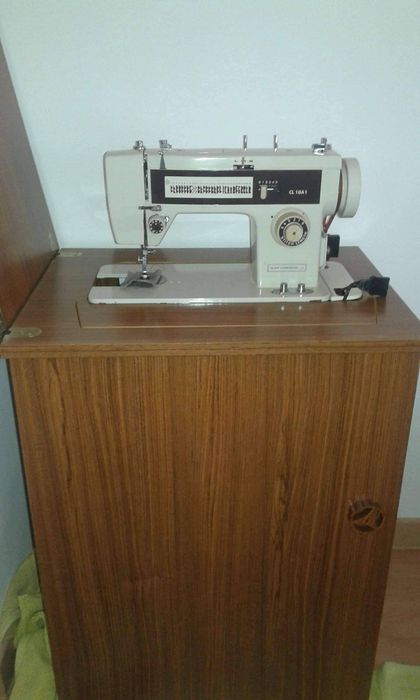 Máquina de costura