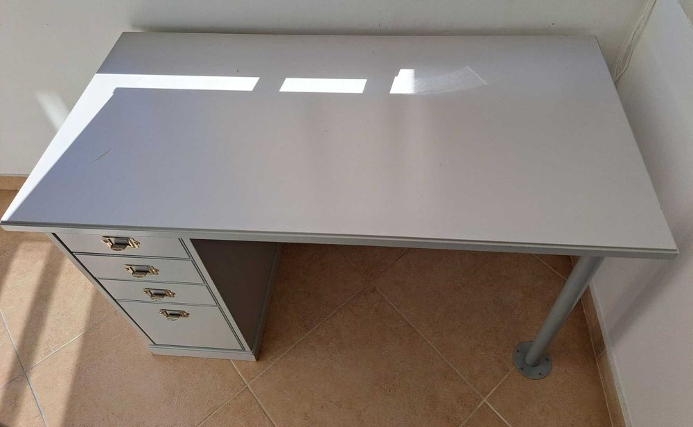 Ikea Desk with Drawer Unit64376368829699121