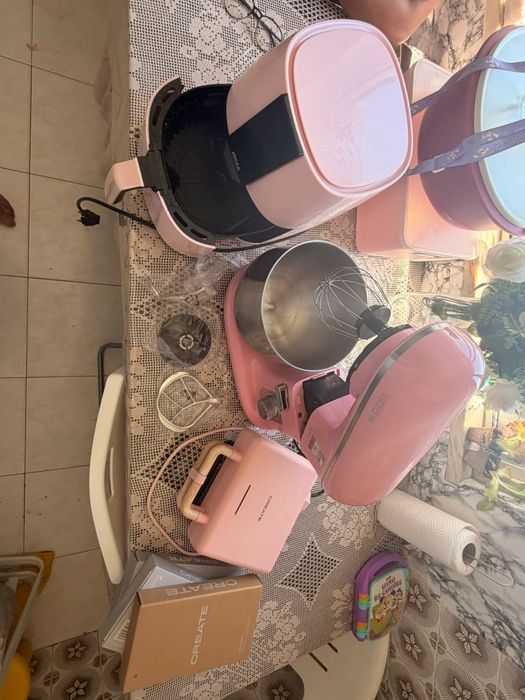 Air Fryer, Batedeira, Sanduicheira