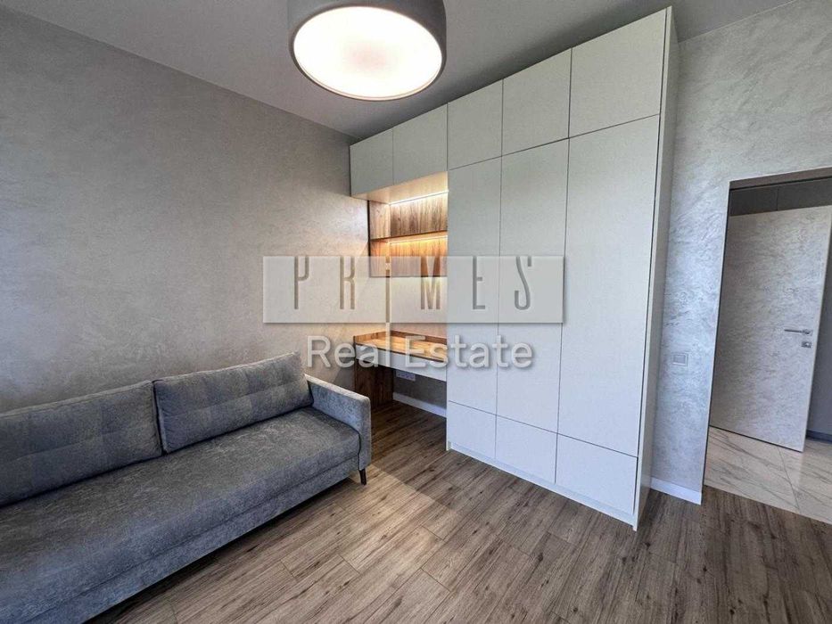 Продаж будинок з ремонтом у закритому котеджному містечку, Підгірці