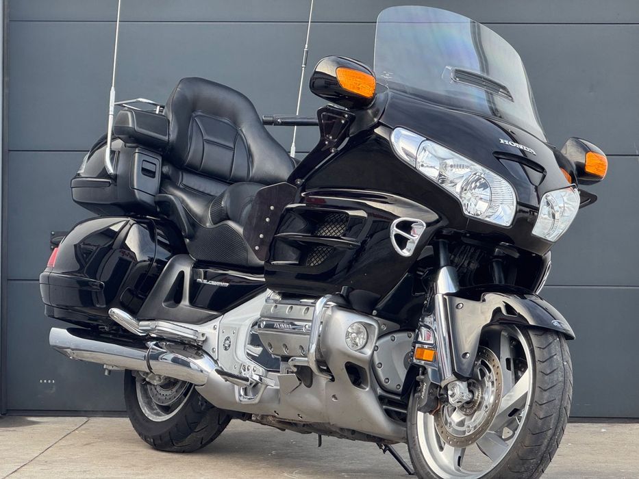 Honda GL 1800 GoldWing DELUXE ABS // 1rej. 2009 // navi // airbag // EUROPA