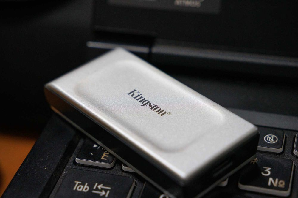 SSD накопичувач Kingston XS2000 1 TB