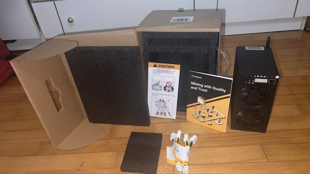 Майнер Goldshell AL-BOX II 720 GH/s 360w
