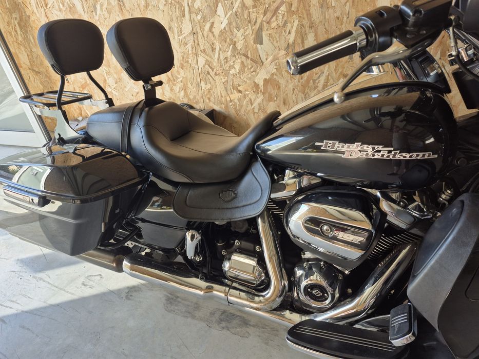 Harley Davidson street glide