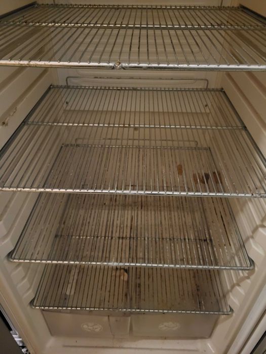 Sprzedam dwie profesjonalne chłodziarki do wina