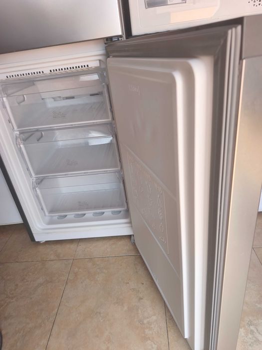 Frigorífico combinado hotpoint