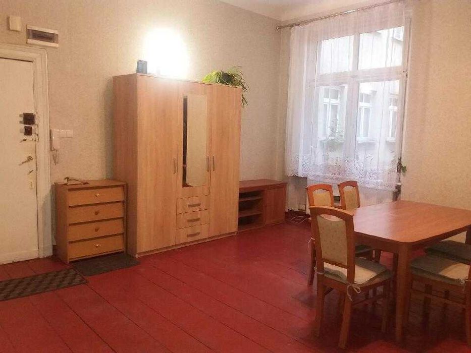 Do wynajęcia mieszkanie 4-pokojowe w centrum Gniezna - Deptak