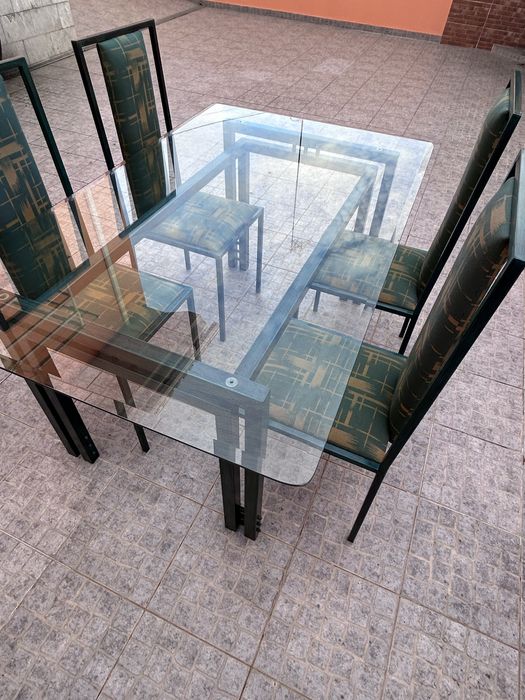 Mesa de Jantar em Vidro + 4 Cadeiras