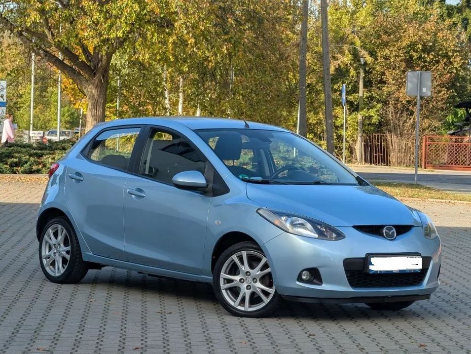 Mazda 2 Ładna Mazda 2  klimatronic 2008 r