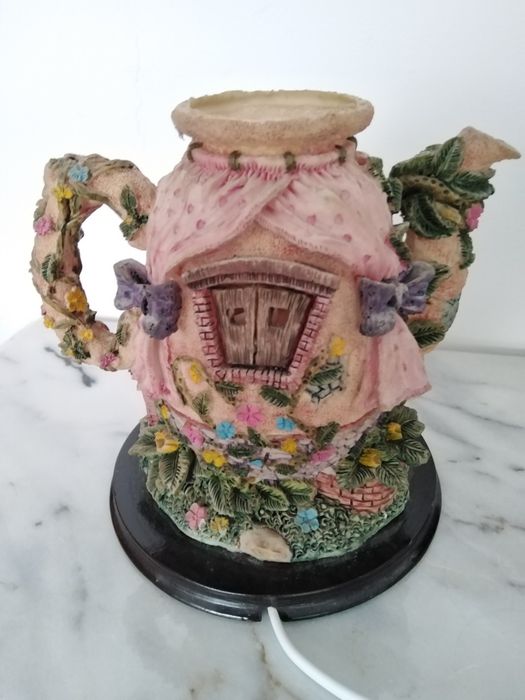 Candeeiro em Forma de Bule