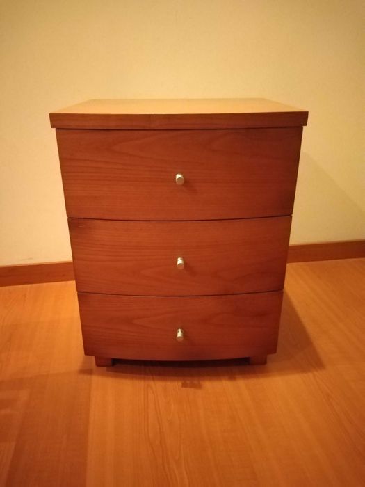 Mobília de quarto em bom estado