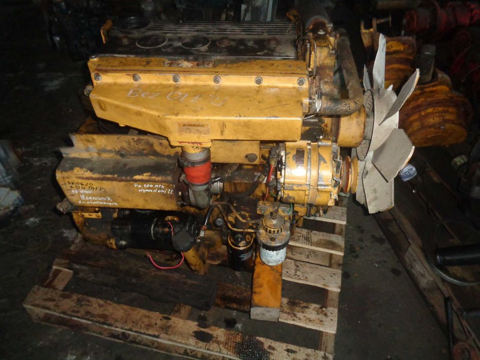 Silnik CAT CATERPILLAR 3054 / 107-9,665 / 5HK45445