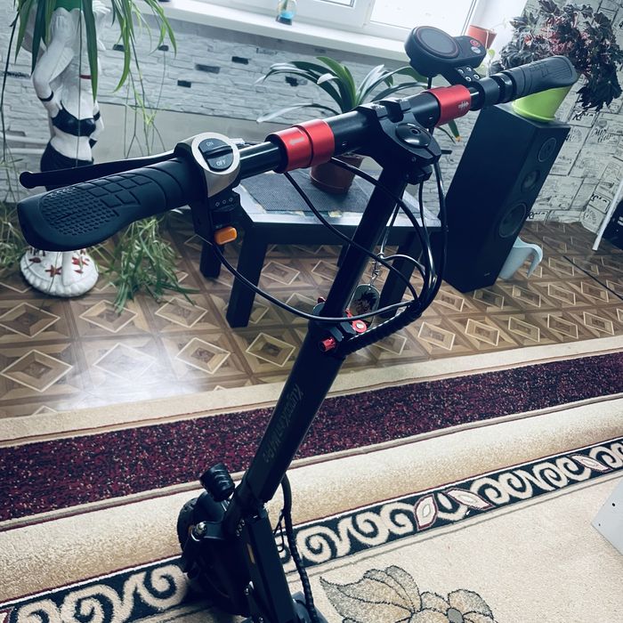 Продаю самокат куго