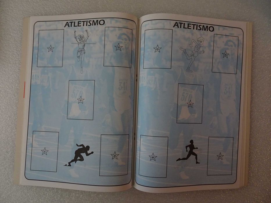 Caderneta de cromos vazia Desportos e Campeões