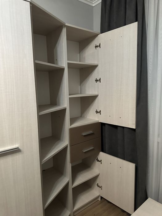 Продам меблі комплектом