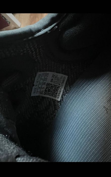 Świetne oryginalne buty yeezy