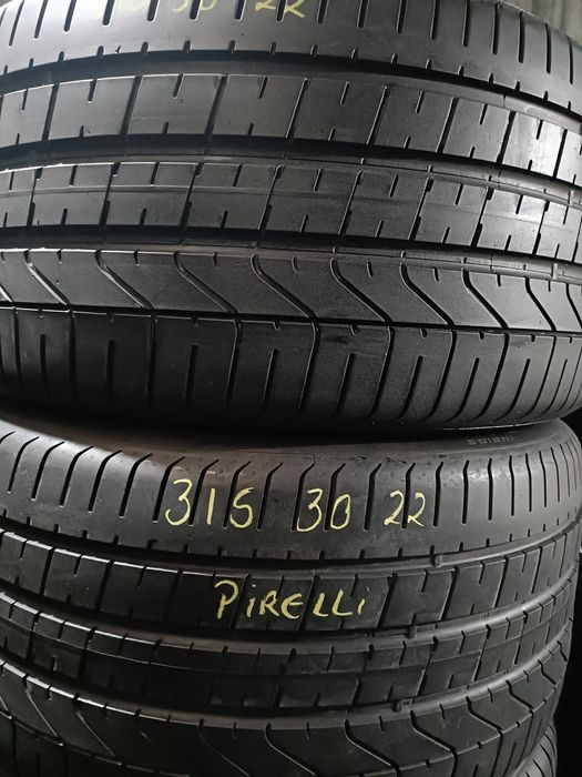 Pneus  315/30/22