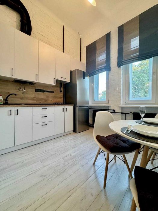 ApartPoltava Світлі апартаменти з високою стелею ЦЕНТР, ЧЕК ПРРО