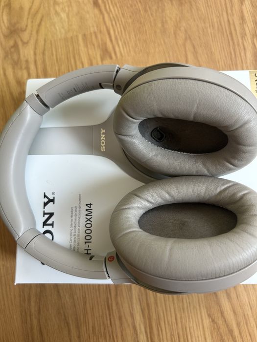 Sluchawki nauszne SONY WH-1000XM4