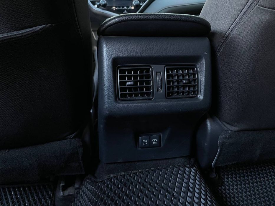 Toyota camry официал