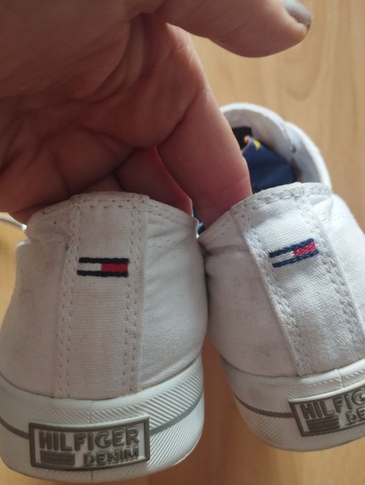 Buty sportowe 39. 29 zł.