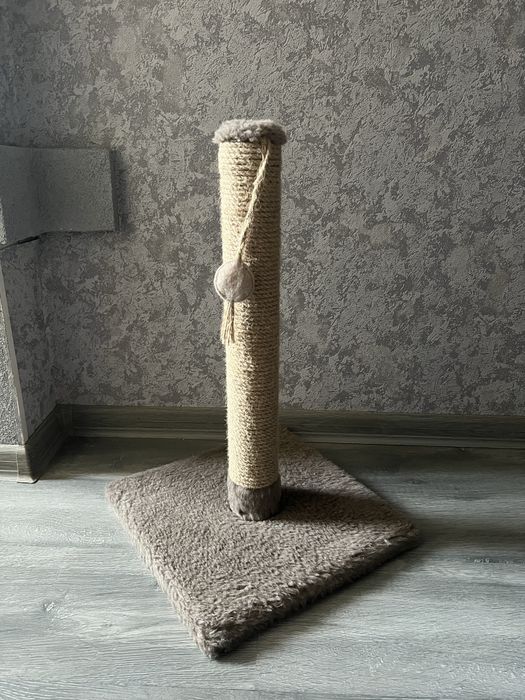 Нова дряпалка для котів