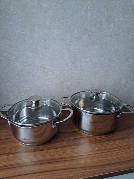Набор кастрюль нержавейка.