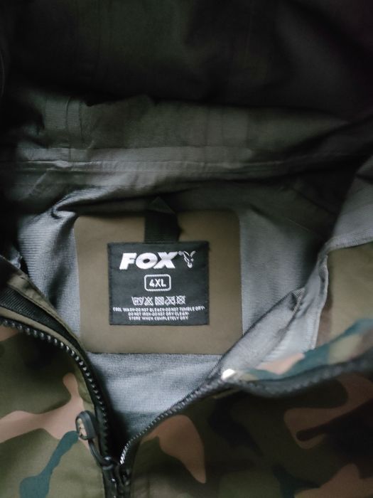 Fox  aquos tri layer