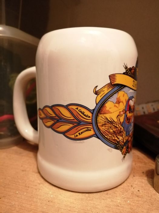 Caneca alemã em louça
