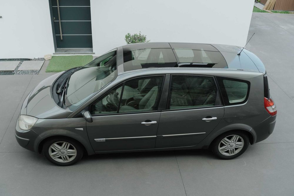 Renaut Scenic Automovel Familiar