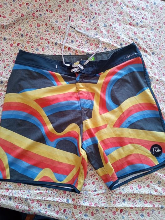 Calções QuikSilver	Como novos	Tamanho 36*
