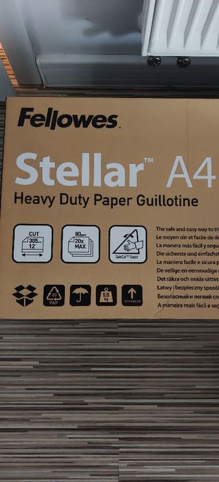 Gilotyna Stellar A4