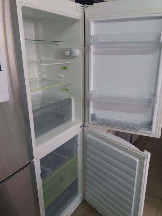 Холодильник Bosch KGV36X32