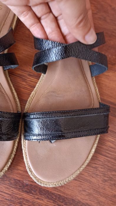 Sandálias UGG pretas 37