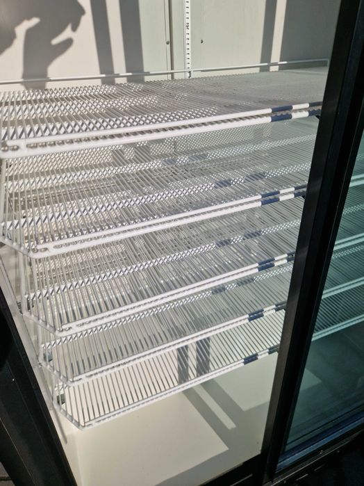 Witryna chłodnicza 1300 l. Black-Regał,chłodnia-Kwiaty