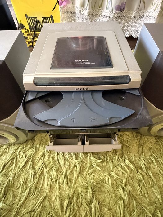 Продам музичний центр Aiwa NSX-5235