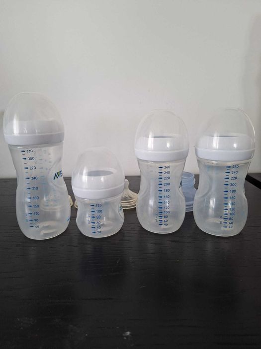 Esterilizador micro-ondas + 4 biberões + 3 tetinas (Philips AVENT)