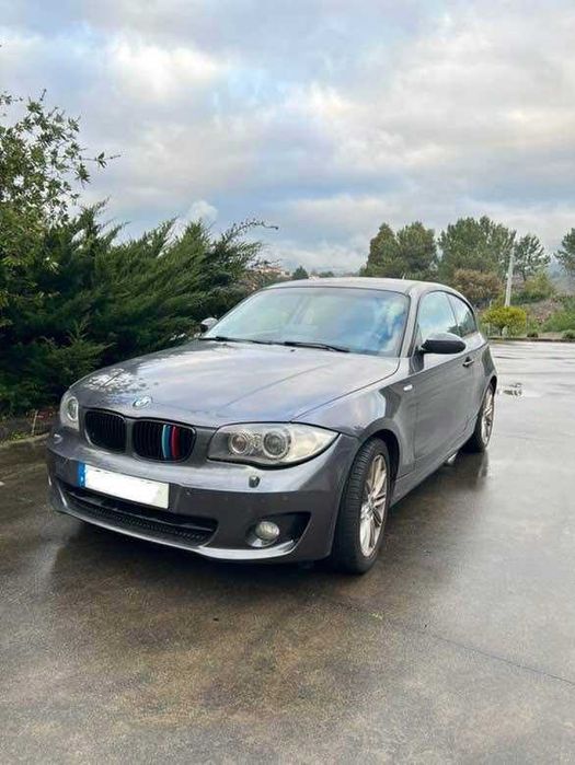 BMW 118d 2007 selo antigo