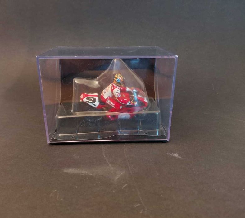 Mota miniatura Ducati 916 ADVF Neil Hodgson 9 Moto GP